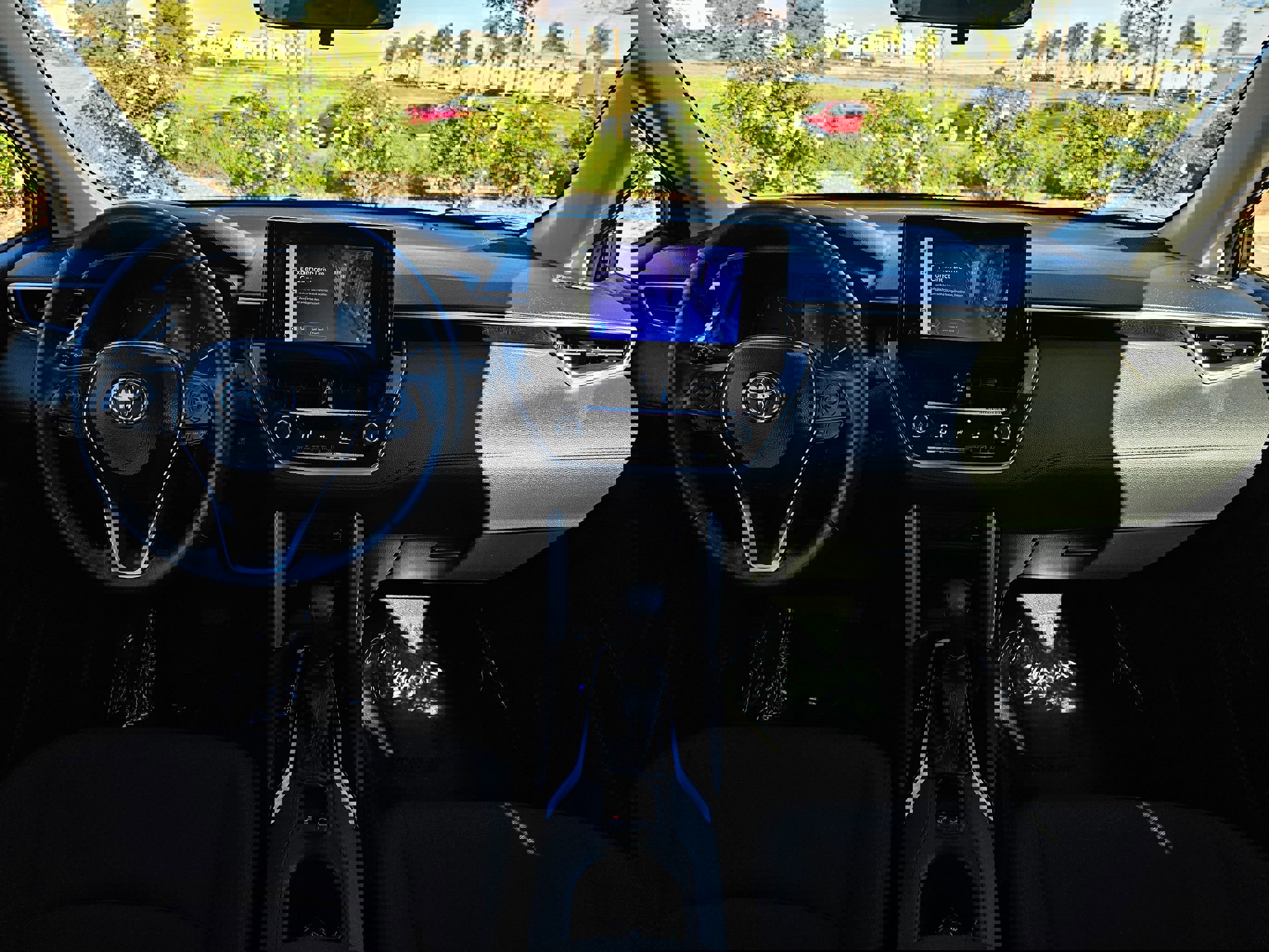 Used 2024 Toyota Corolla Cross LE image 22