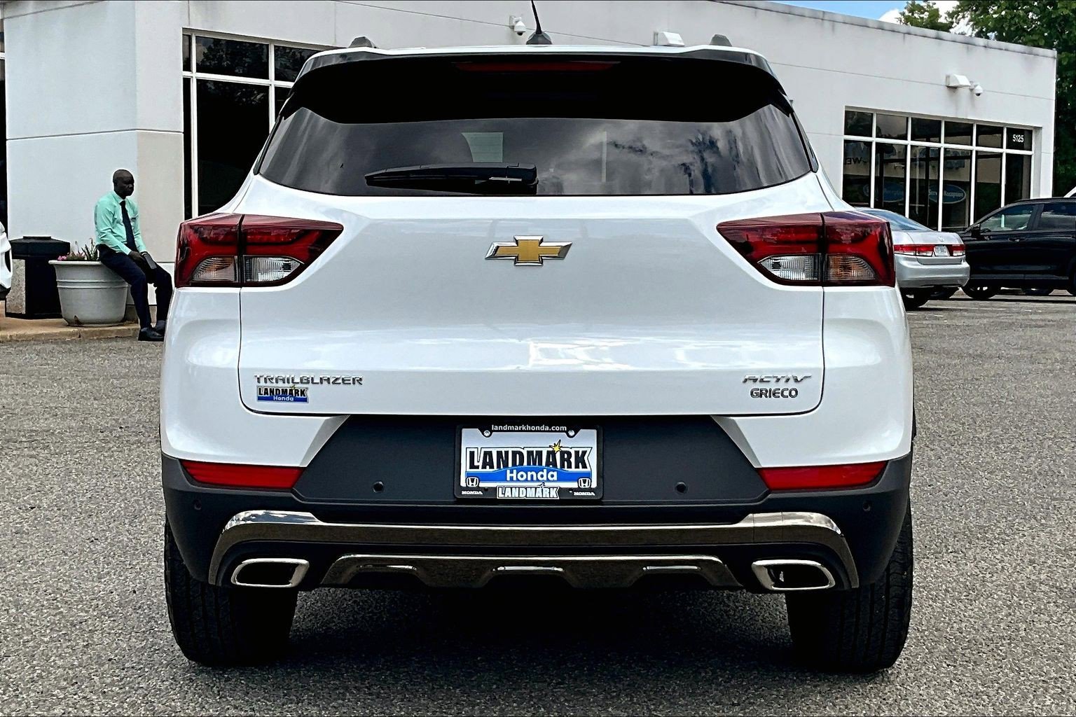 Used 2022 Chevrolet TrailBlazer ACTIV w/ Sun and Liftgate Package FWD image 4