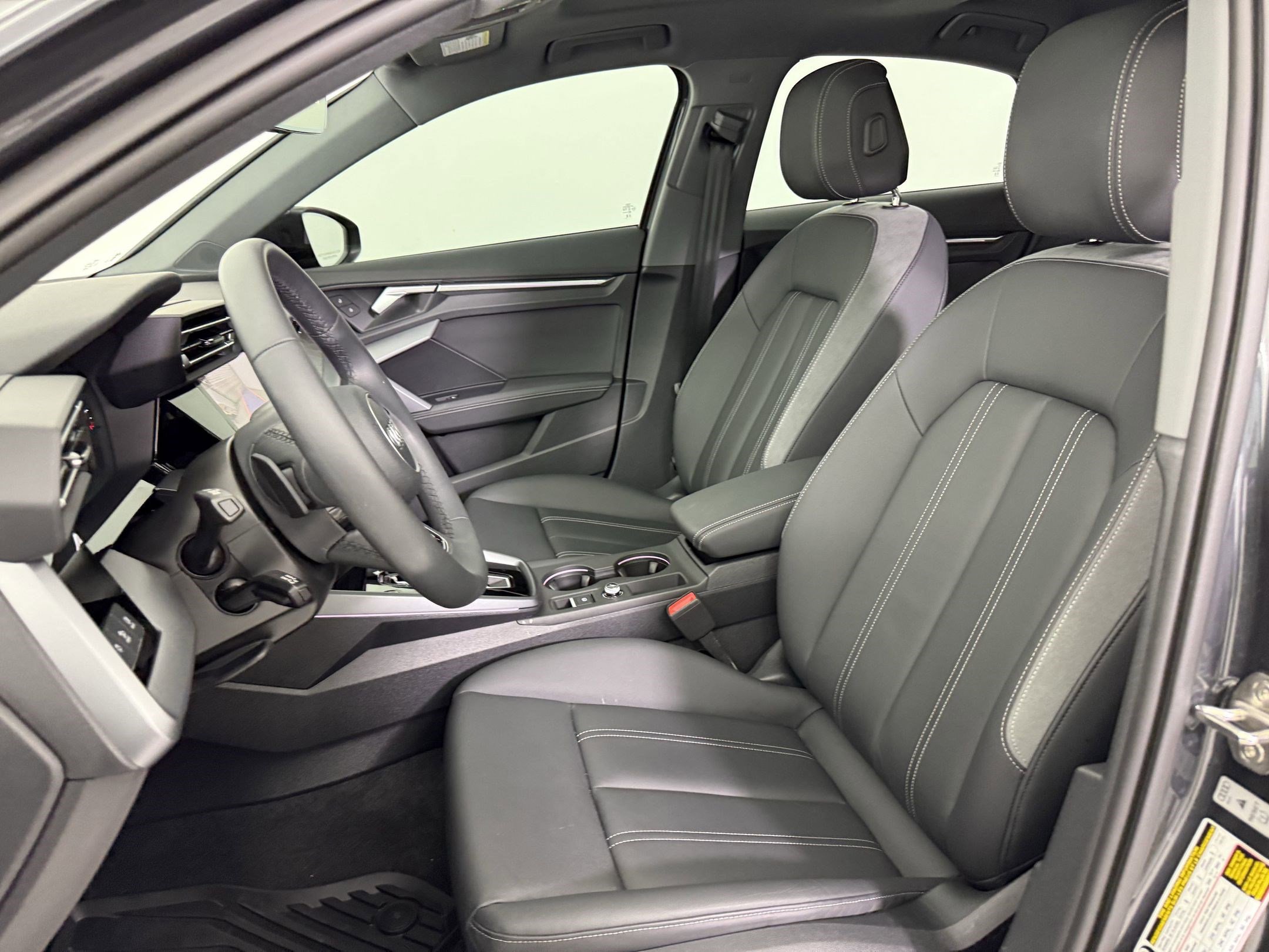 Certified 2025 Audi A3 2.0T Premium image 4