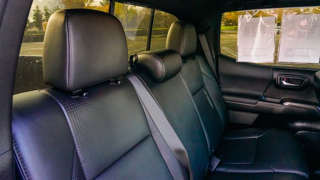 Used 2022 Toyota Tacoma image 12