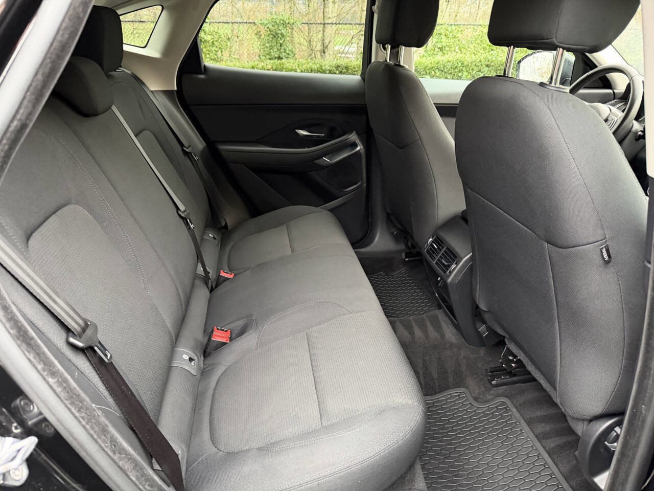 Used 2019 Jaguar E-PACE image 27