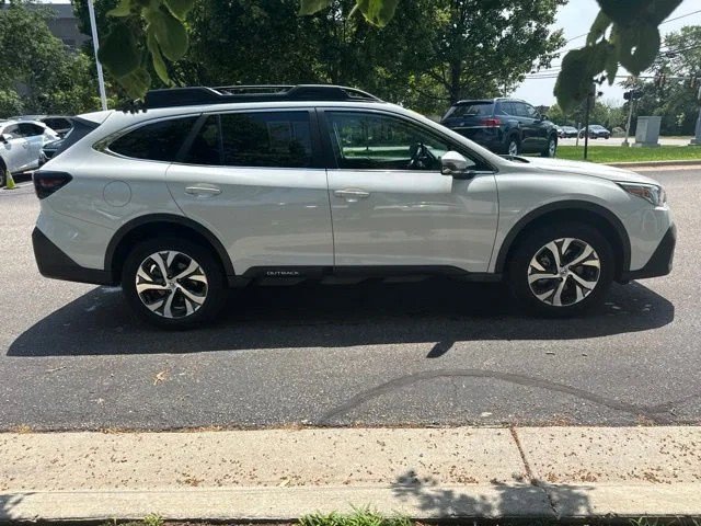 Used 2022 Subaru Outback Limited XT AWD/4WD image 7