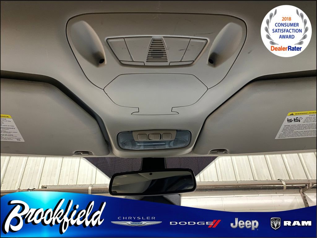 Used 2023 Ford Transit Connect XLT image 31