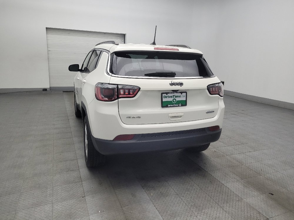 Used 2018 Jeep Compass Latitude w/ Popular Equipment Group AWD/4WD image 5