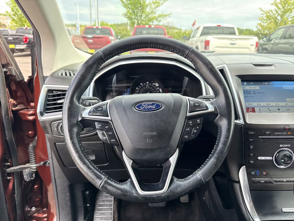 Used 2016 Ford Edge Titanium w/ Equipment Group 302A AWD/4WD image 22