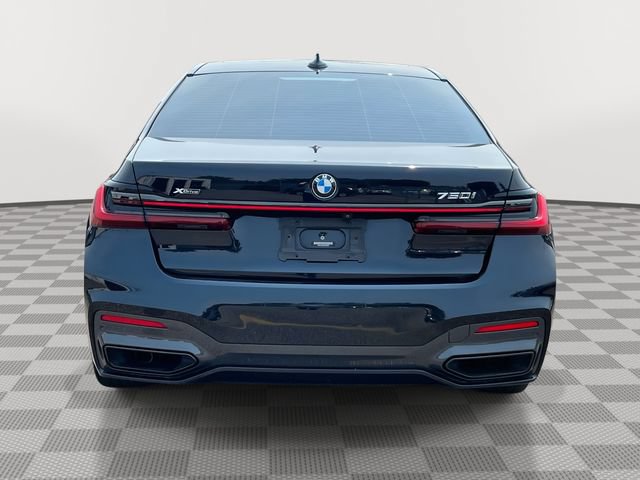 Used 2022 BMW 750i xDrive w/ Luxury Rear Seating Package AWD/4WD image 7