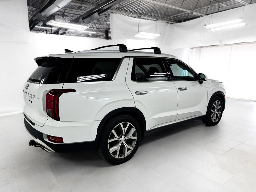 Used 2022 Hyundai Palisade SEL w/ Premium Package FWD image 5