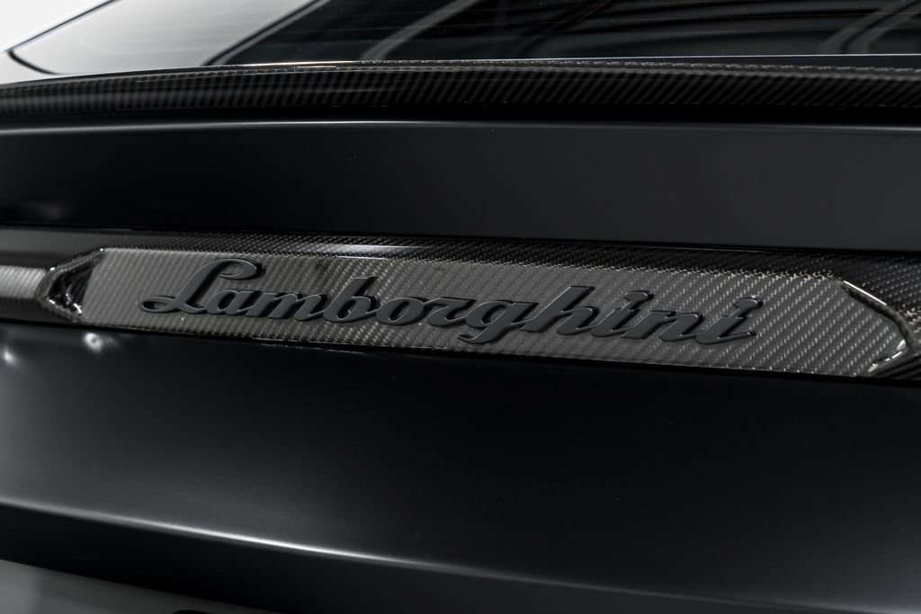 Used 2023 Lamborghini Urus Performante AWD/4WD image 60