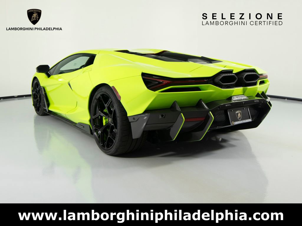 Used 2025 Lamborghini Revuelto image 7