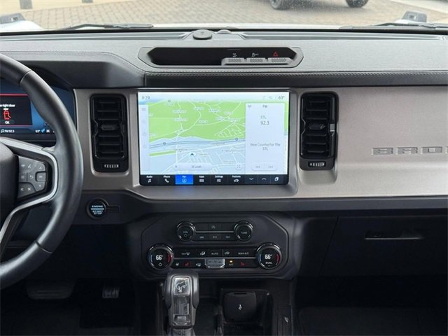 Used 2025 Ford Bronco Outer Banks image 13