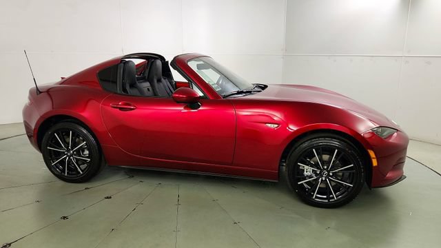 New 2026 MAZDA MX-5 Miata RF Grand Touring w/ Weather Package RWD image 31