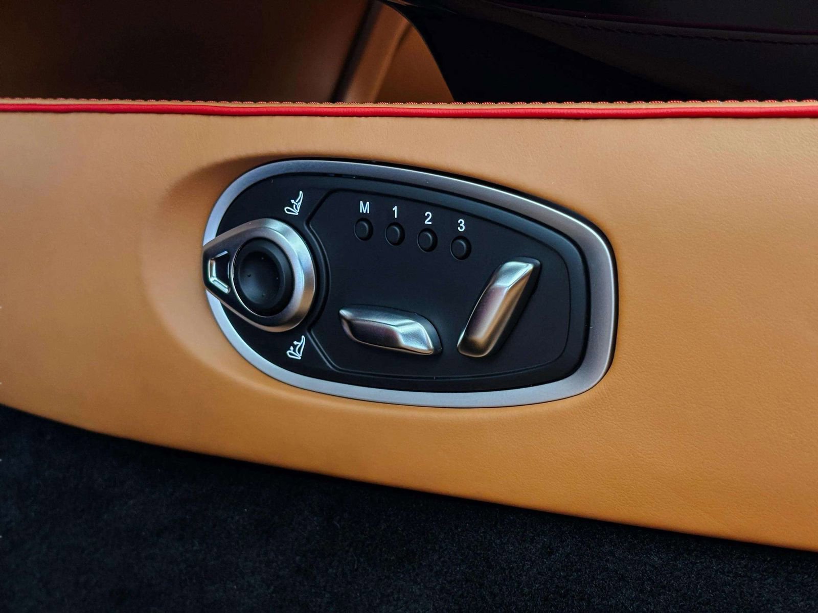 New 2026 Aston Martin V8 Vantage S image 23