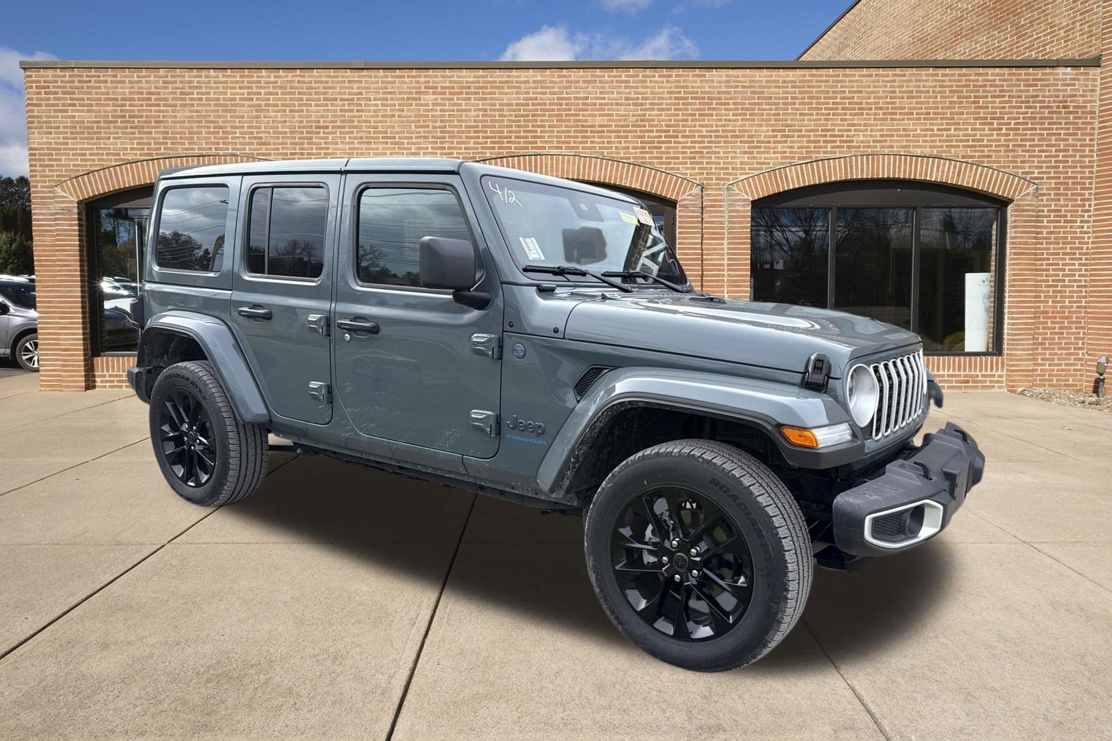 Used 2025 Jeep Wrangler Sahara w/ Safety Group image 1