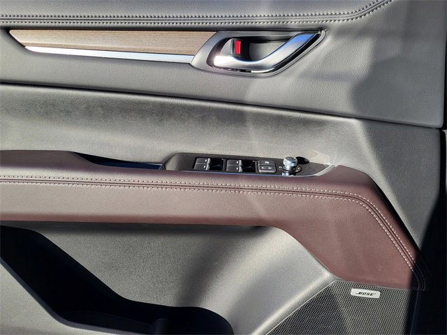 New 2025 MAZDA CX-5 Signature image 3