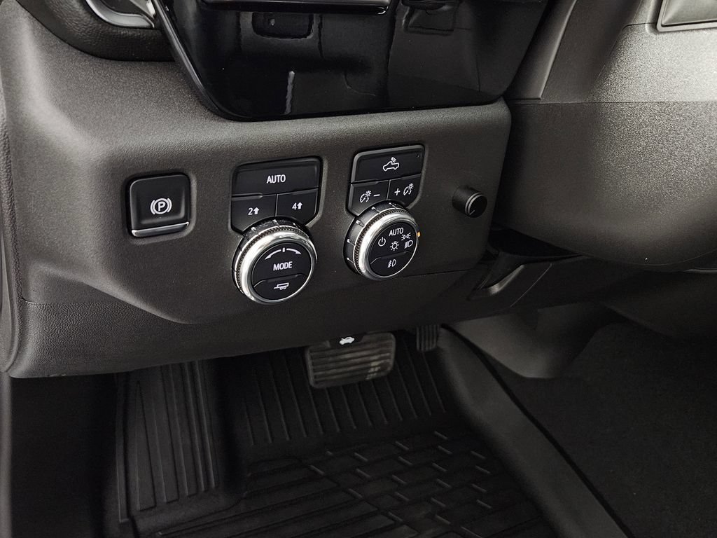 Used 2025 GMC Sierra 1500 Elevation AWD/4WD image 24