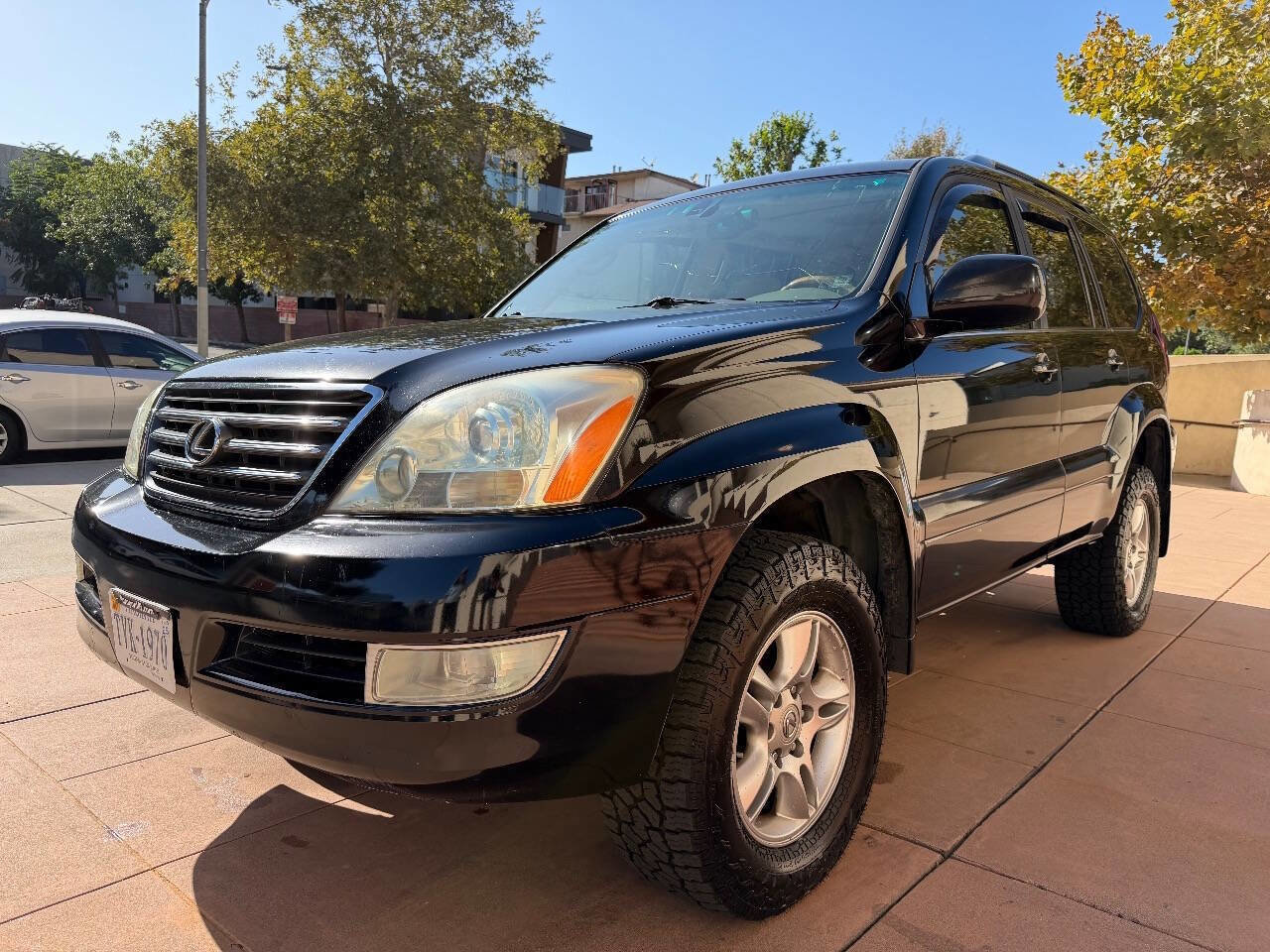 Used 2005 Lexus GX 470 image 2
