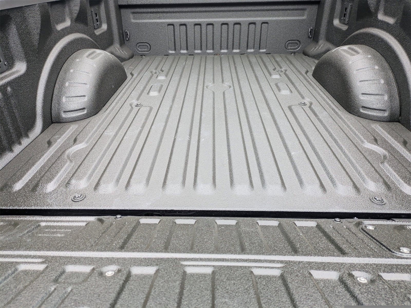 New 2025 Ford F250 Platinum w/ FX4 Off-Road Package image 12