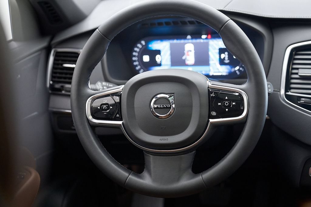 Certified 2023 Volvo XC90 B6 Ultimate AWD/4WD image 30