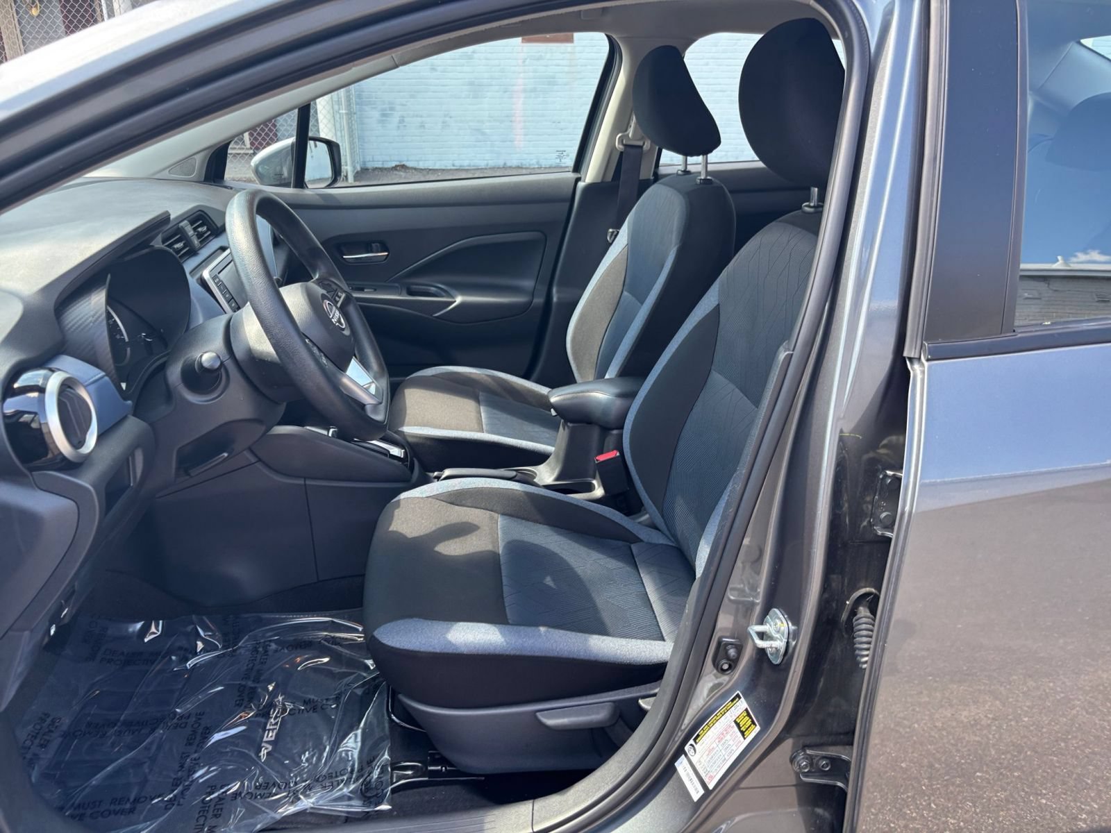 Used 2025 Nissan Versa SV FWD image 24