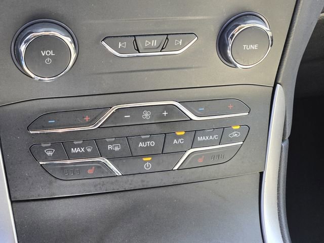 Used 2019 Ford Edge SEL w/ Equipment Group 201A image 21