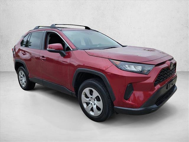 Used 2019 Toyota RAV4 LE image 3