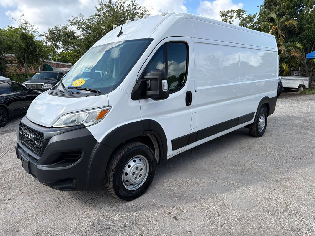 Used 2023 RAM ProMaster 2500 FWD image 1