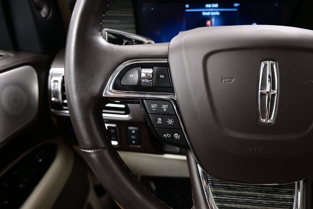 Used 2023 Lincoln Navigator L Black Label AWD/4WD image 19