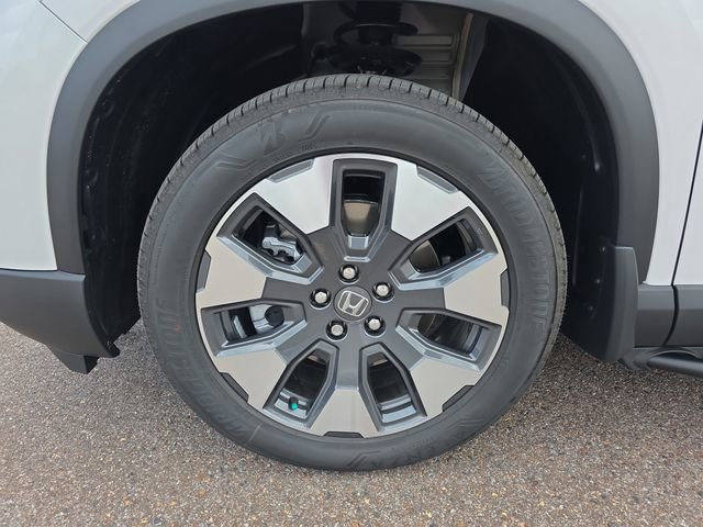 Certified 2026 Honda Pilot Elite image 9