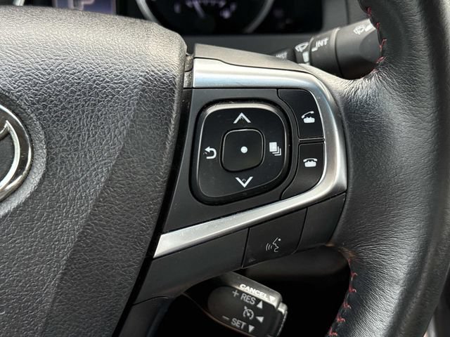 Used 2015 Toyota Camry SE w/ Moonroof Package FWD image 23