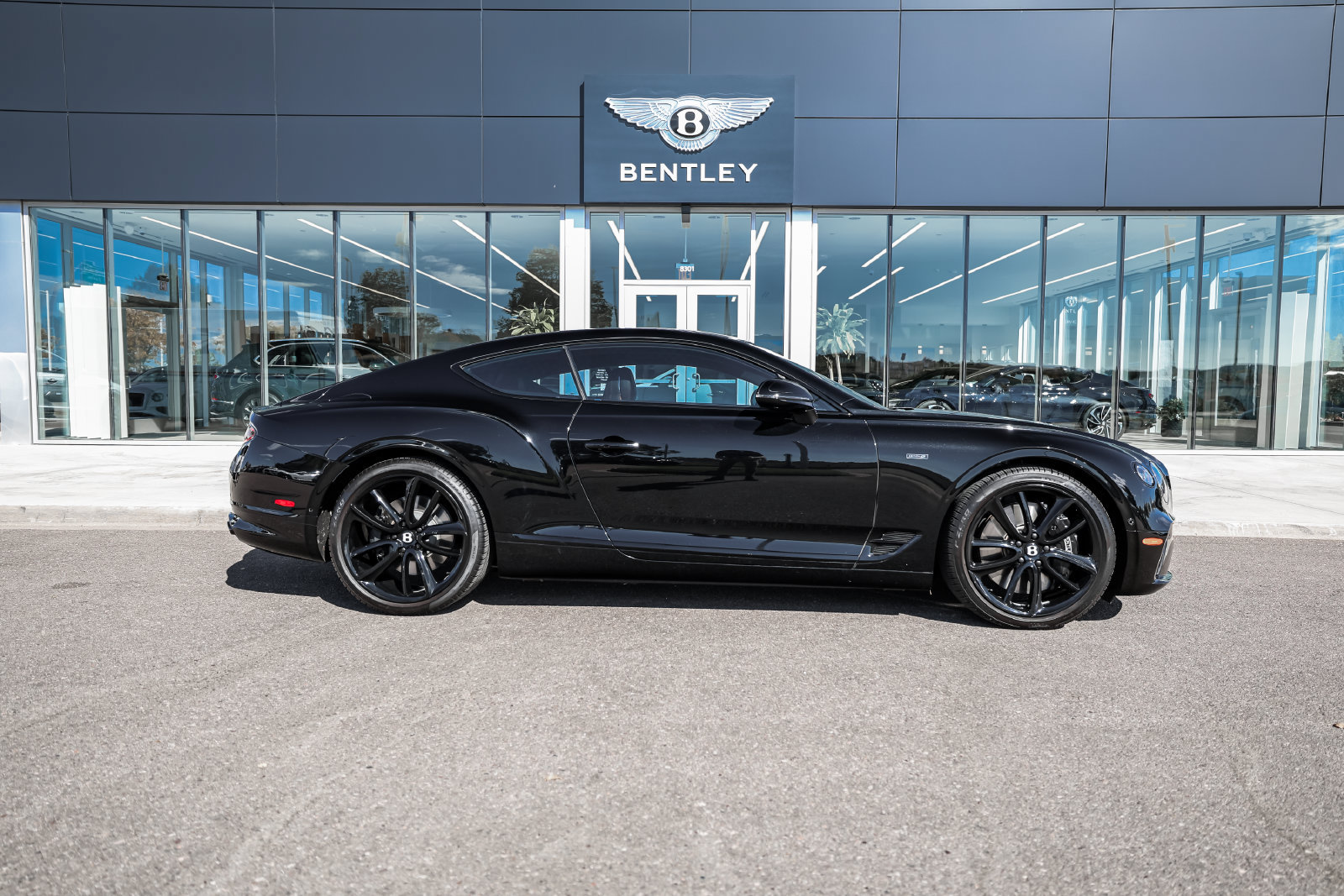 Certified 2024 Bentley Continental GT AWD/4WD image 14
