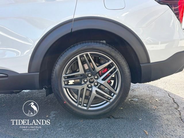 New 2026 Ford Explorer ST image 30