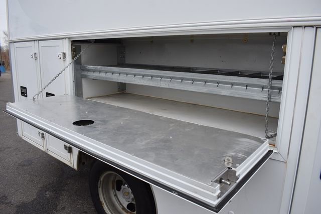 Used 2014 Chevrolet Express 3500 image 14