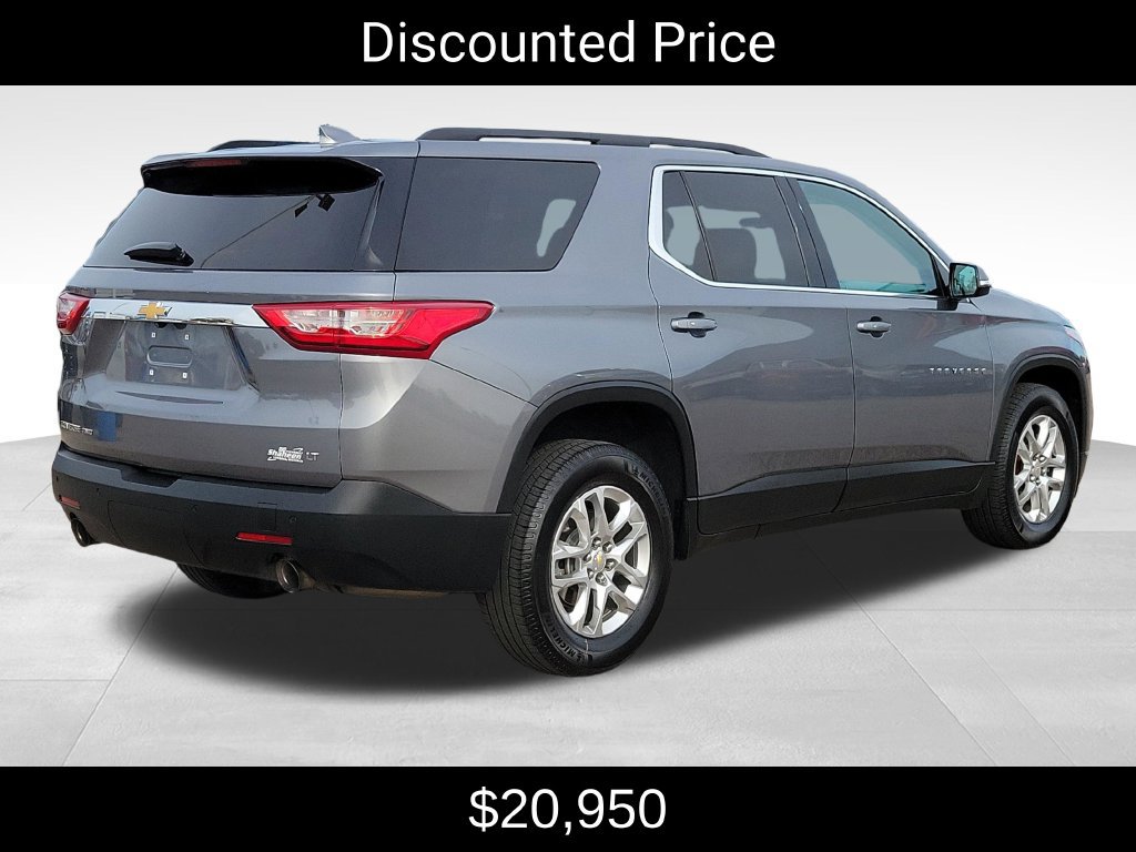 Used 2020 Chevrolet Traverse LT w/ LPO, Floor Liner Package AWD/4WD image 3