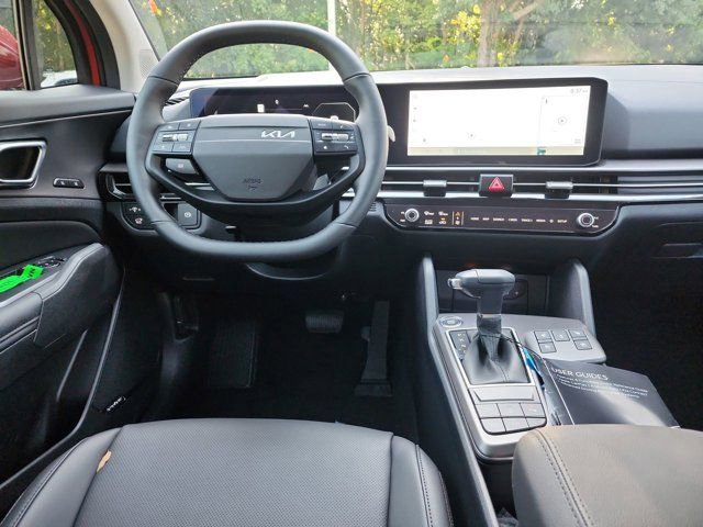 New 2026 Kia Sportage SX image 11