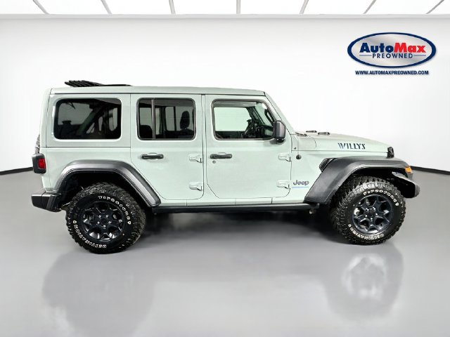Used 2023 Jeep Wrangler Unlimited w/ Sun & Screen Package AWD/4WD image 10