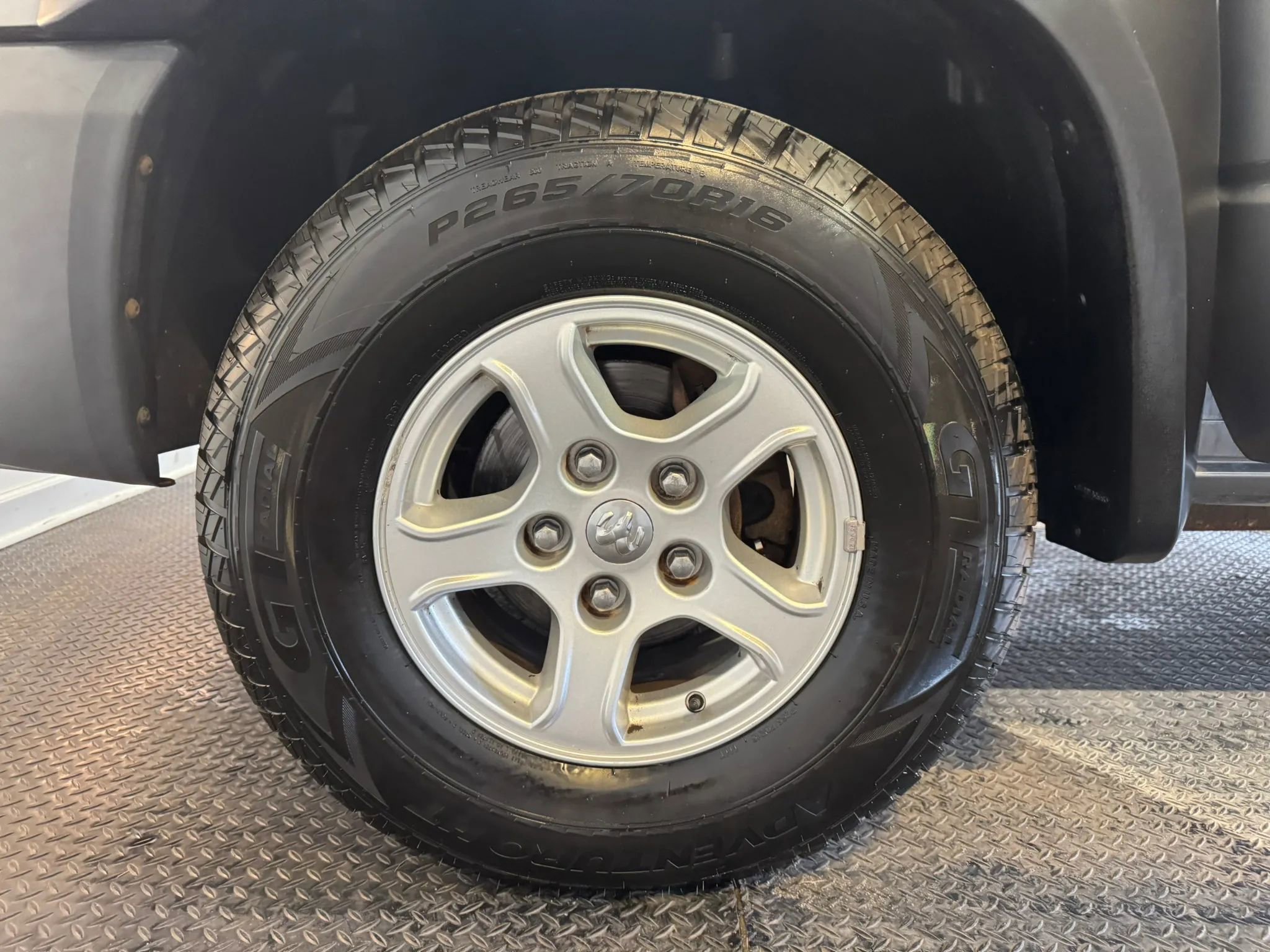 Used 2005 Dodge Dakota SLT image 26