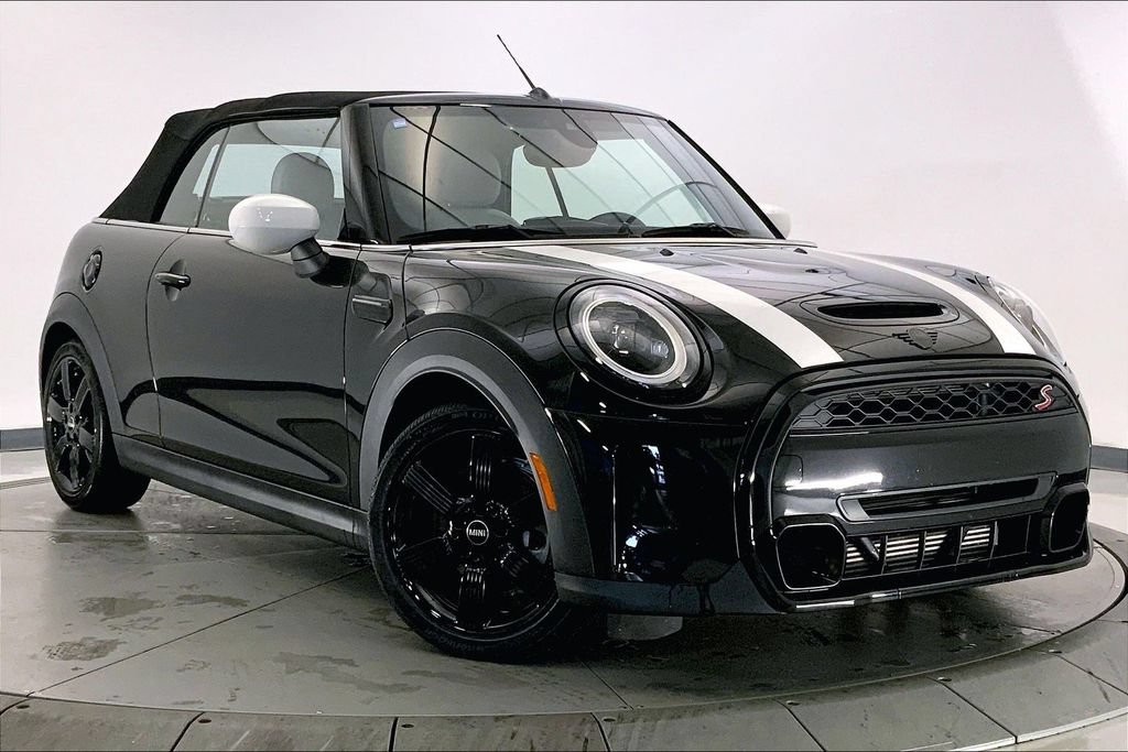 Certified 2023 MINI Cooper S w/ Signature Upholstery Package FWD image 1