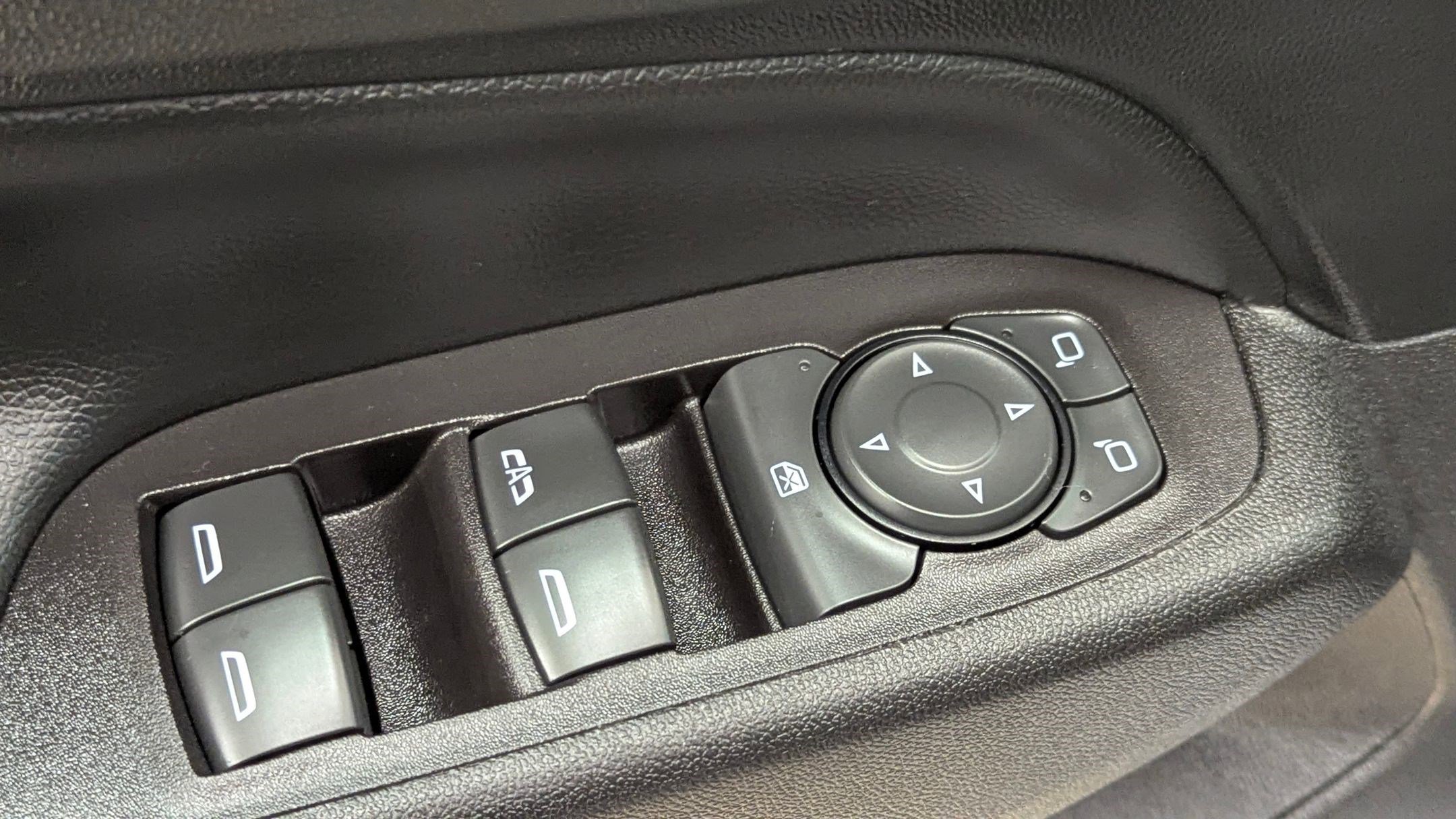 Used 2020 Chevrolet Equinox LT image 23