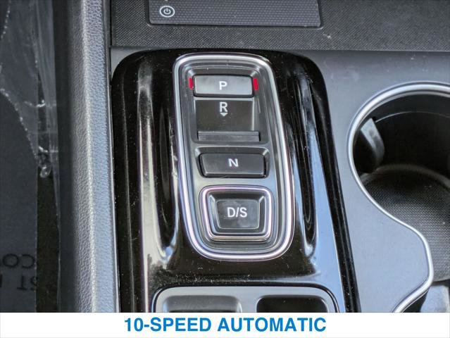 Certified 2025 Honda Pilot Touring image 19