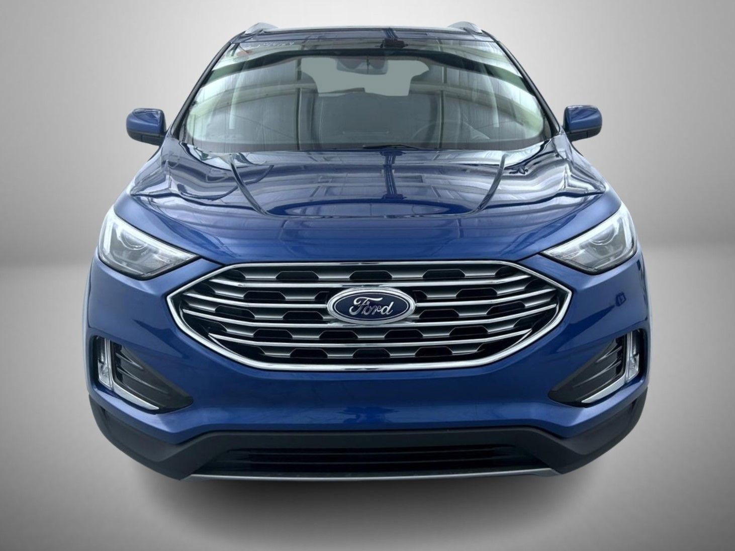 Used 2022 Ford Edge SEL w/ Convenience Package image 2