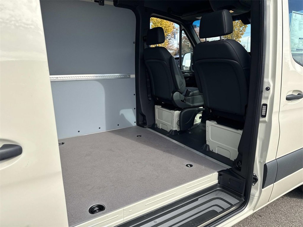 New 2026 Mercedes-Benz Sprinter 2500 image 12