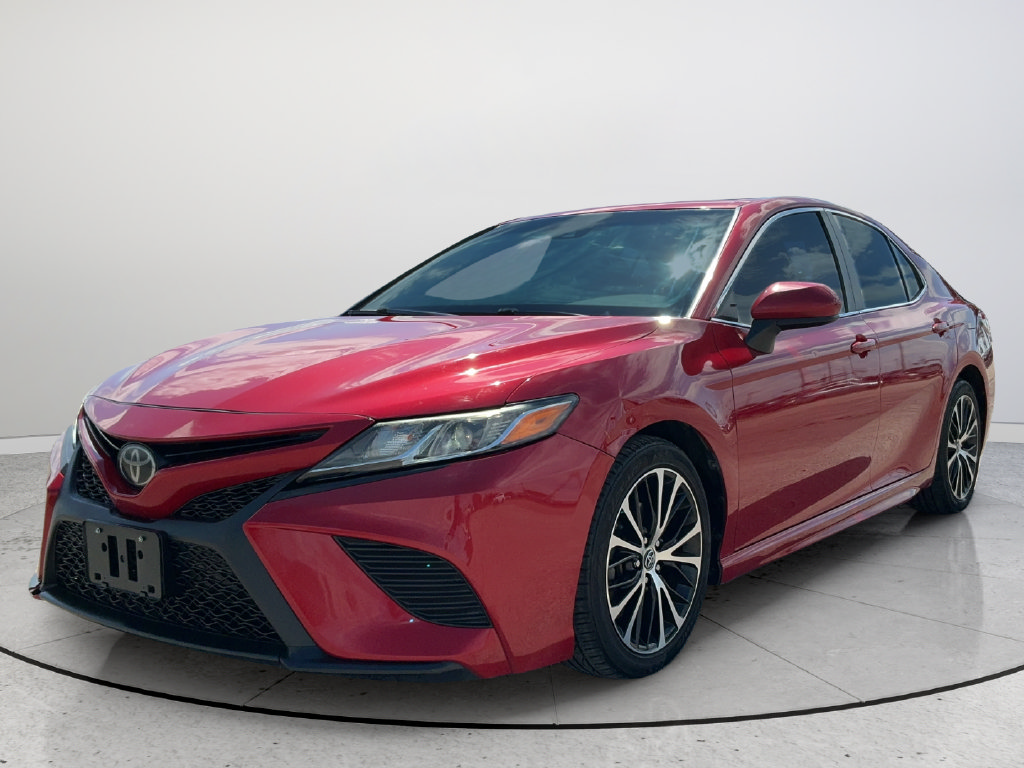 Used 2019 Toyota Camry SE FWD image 3