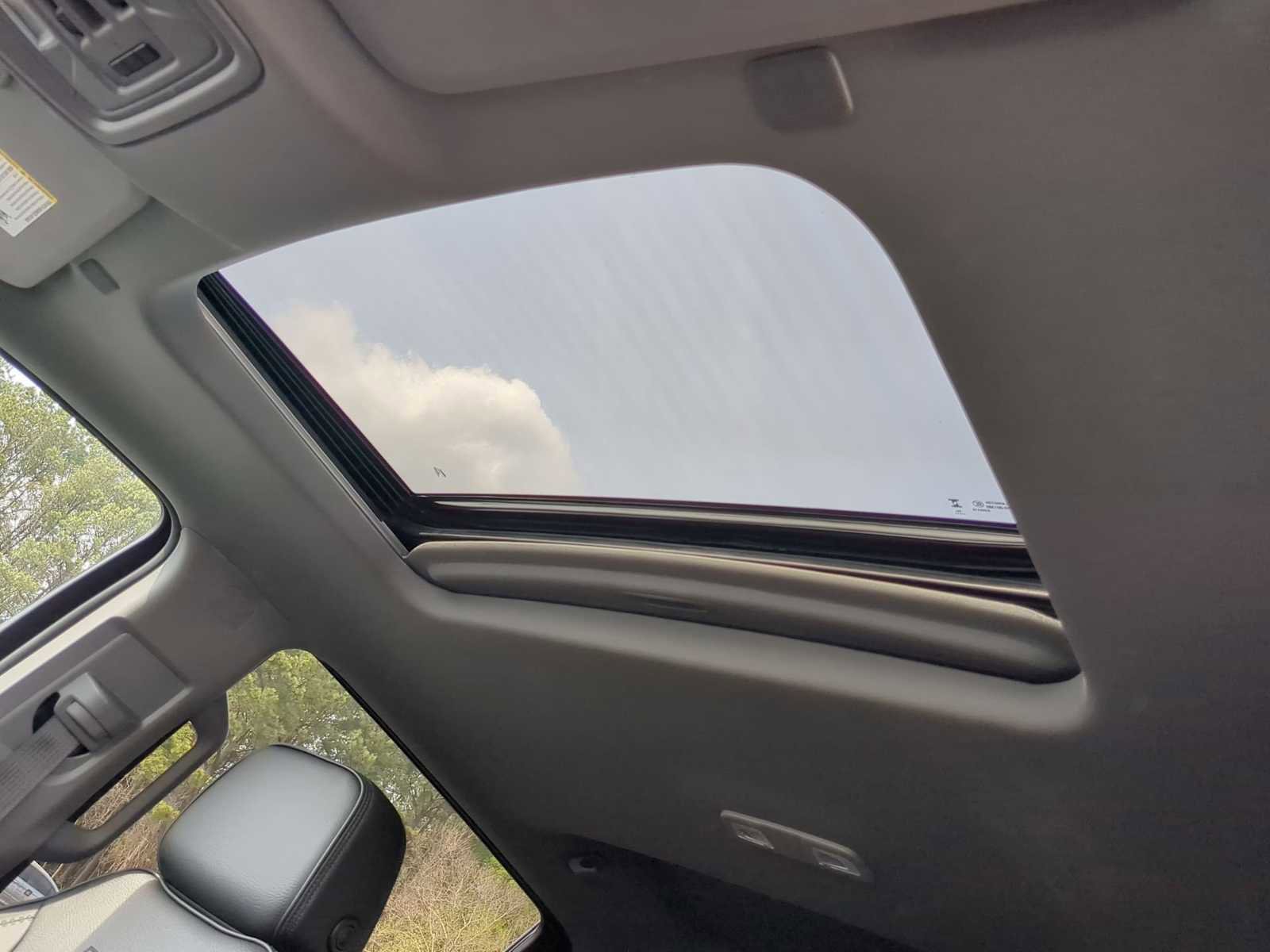 Used 2025 GMC Sierra 2500 Denali w/ Denali Reserve Package image 23