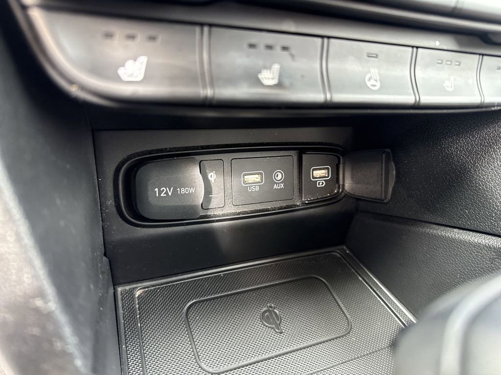 Used 2020 Hyundai Santa Fe Limited image 34