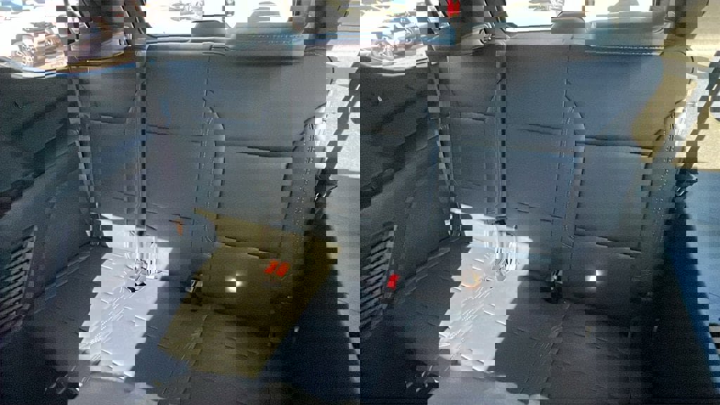 Used 2022 Chevrolet Tahoe Z71 w/ Luxury Package image 24