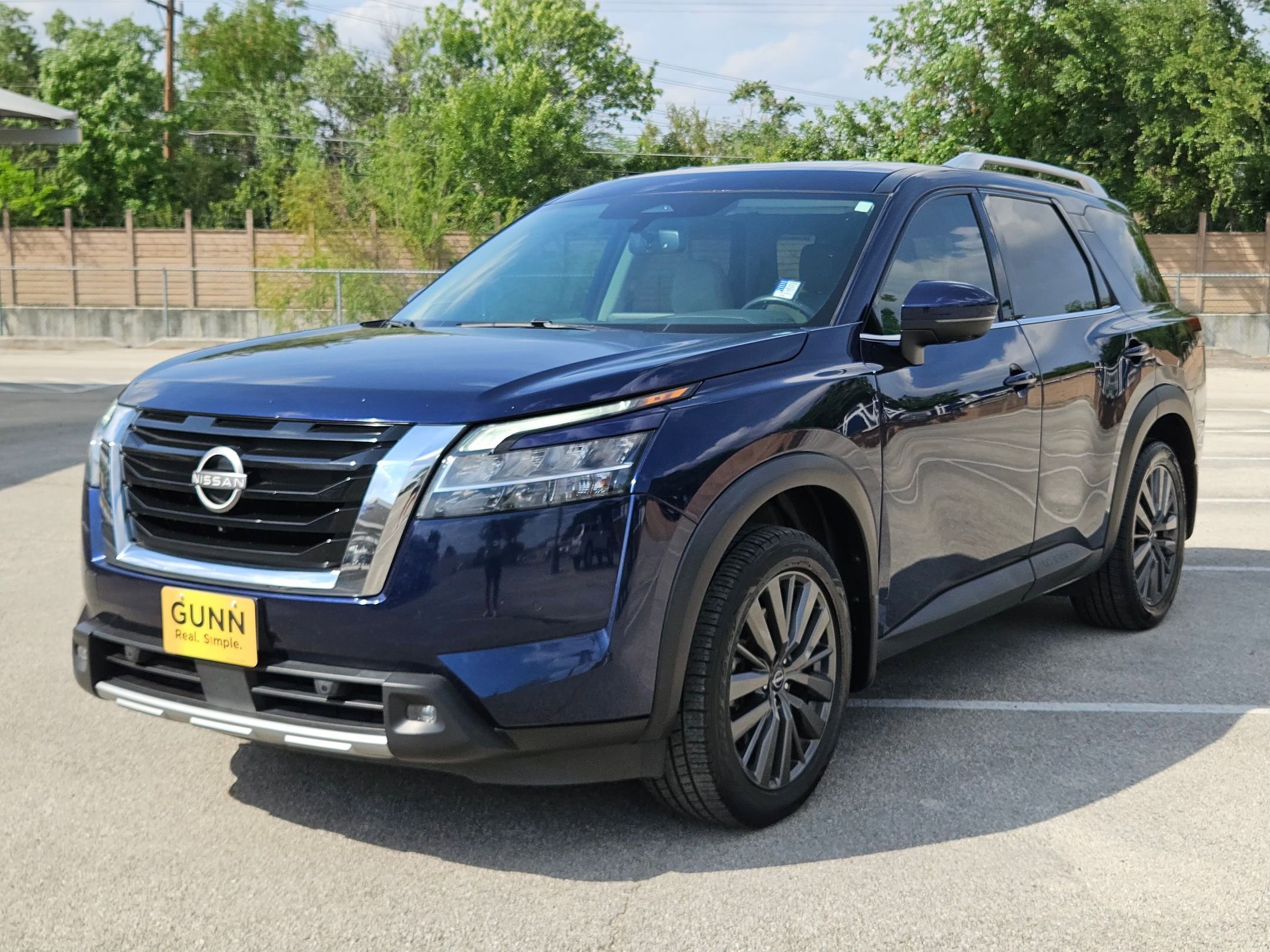 Used 2022 Nissan Pathfinder SL w/ SL Premium Package image 8