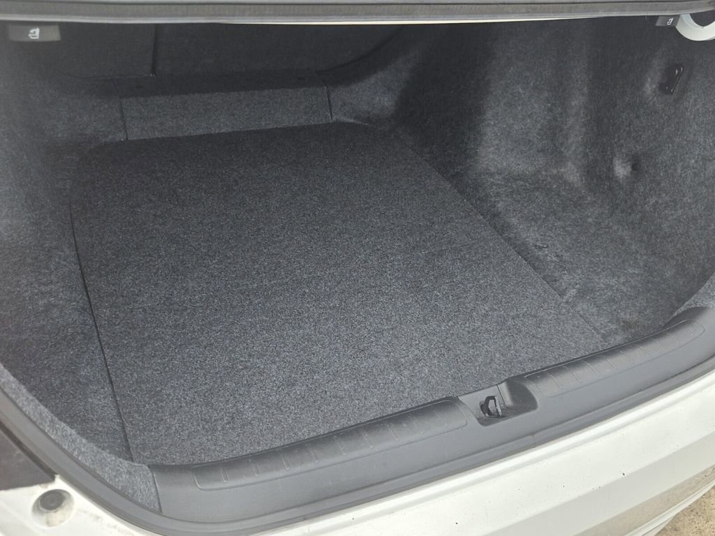 Used 2021 Honda Accord EX-L image 15
