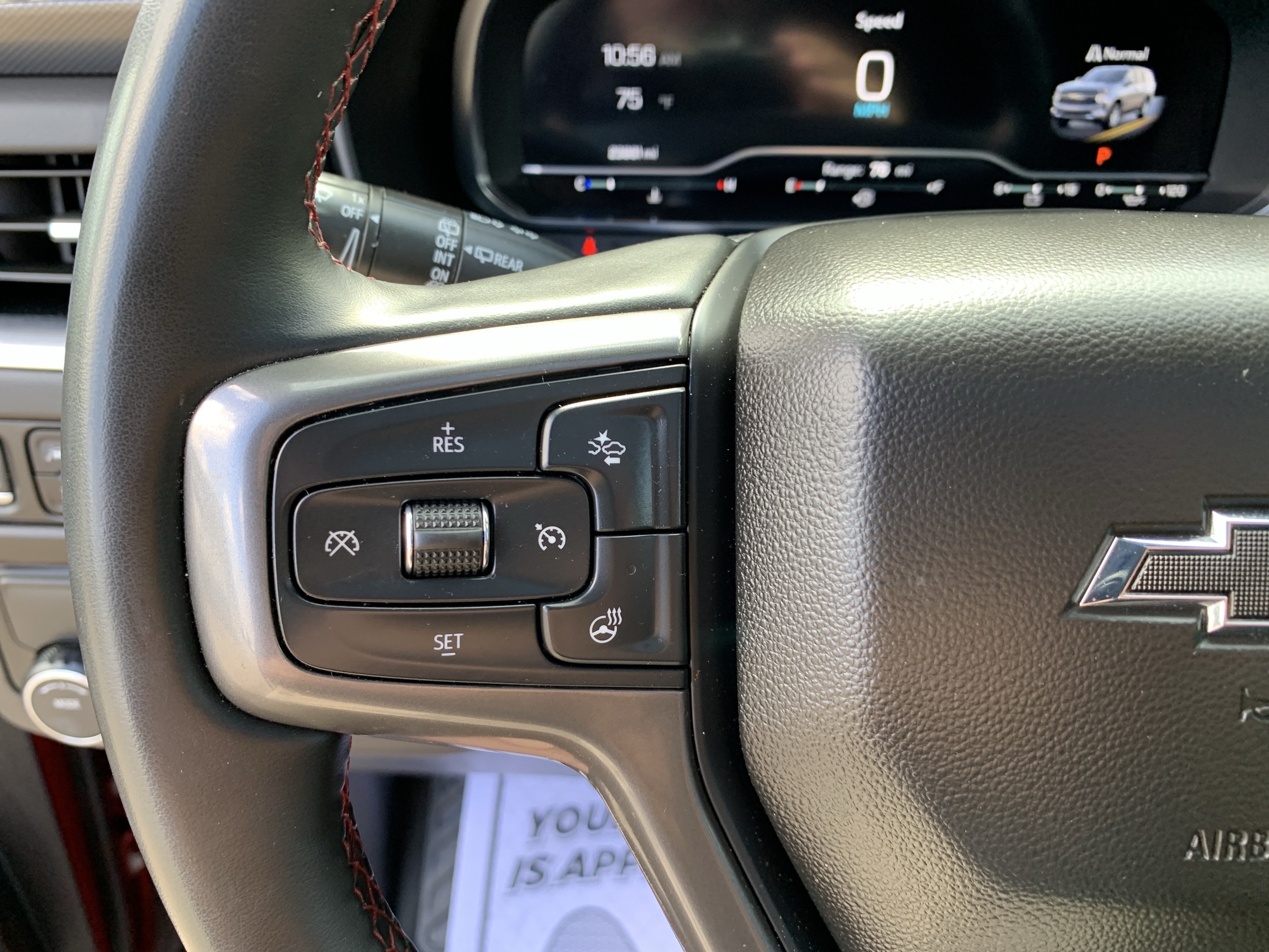 Used 2024 Chevrolet Suburban RST w/ Luxury Package RWD image 11