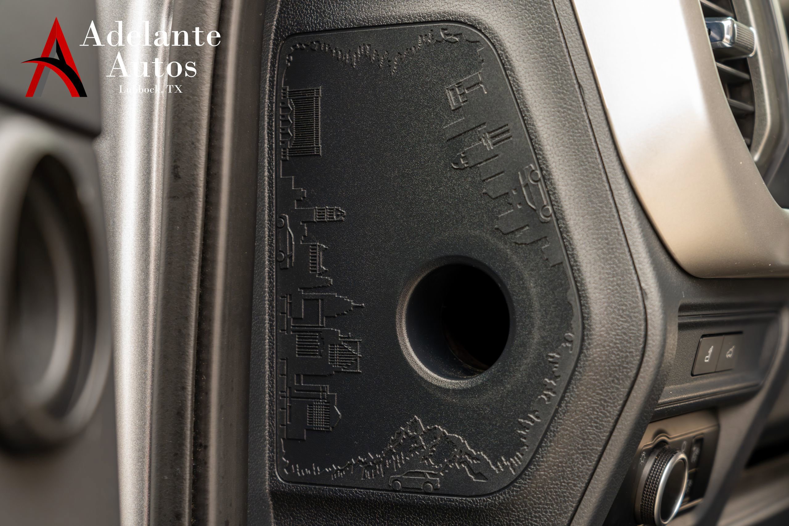 Used 2024 Ford Expedition Max XLT image 8