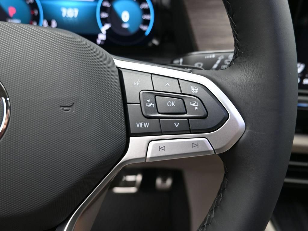 New 2026 Volkswagen Atlas SEL Premium R-Line image 15